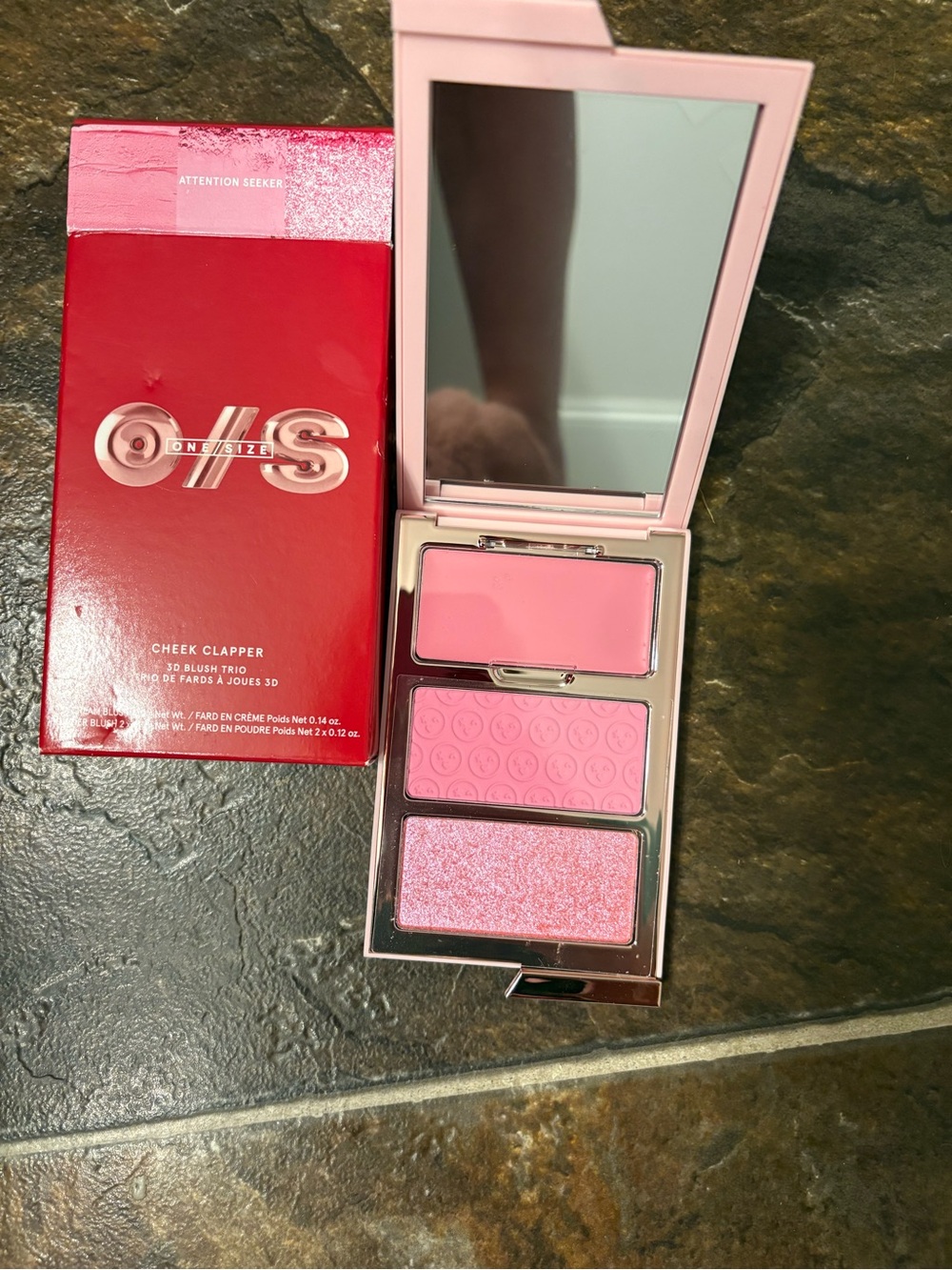 ONE/SIZE Cheek Clapper 3D Blush Trio — Attention Seeker Pink Palette